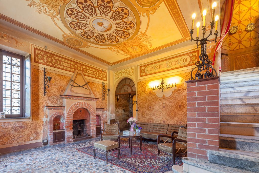 A Castle in Italy - €750,000