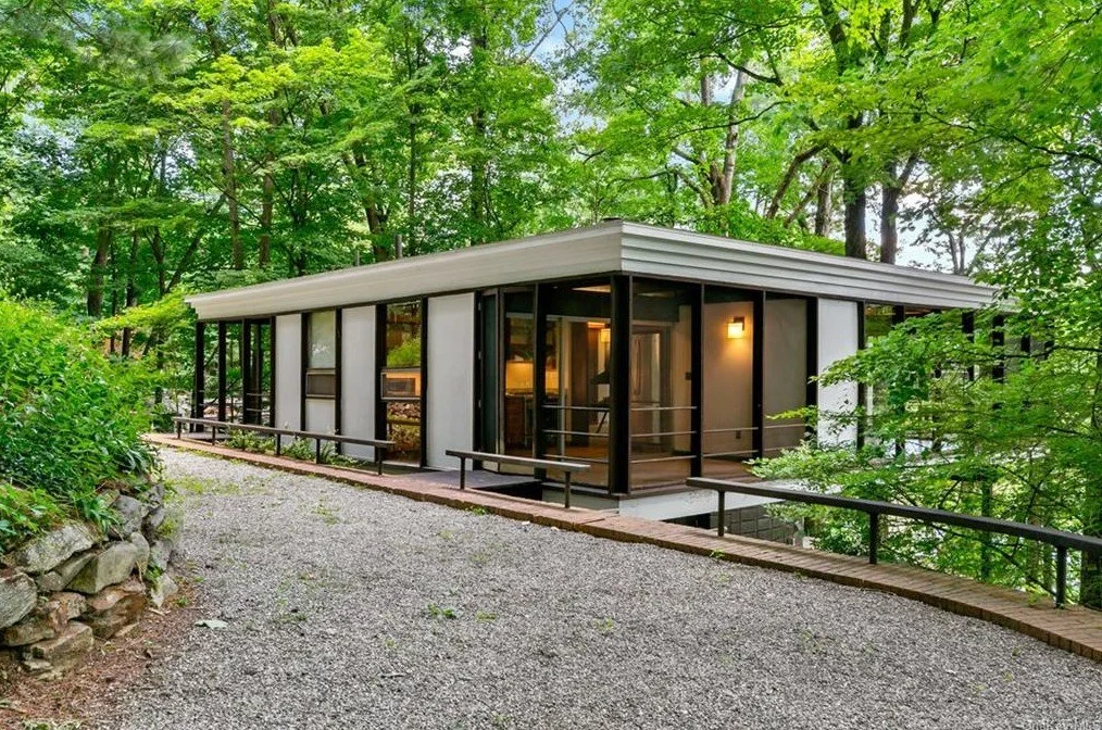 A Lake House in Garrison, NY - $636,000