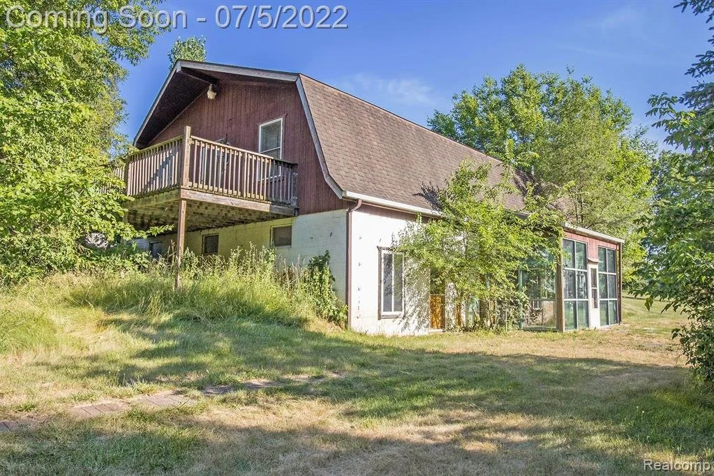 10 Acres in Howell, MI - $375,000