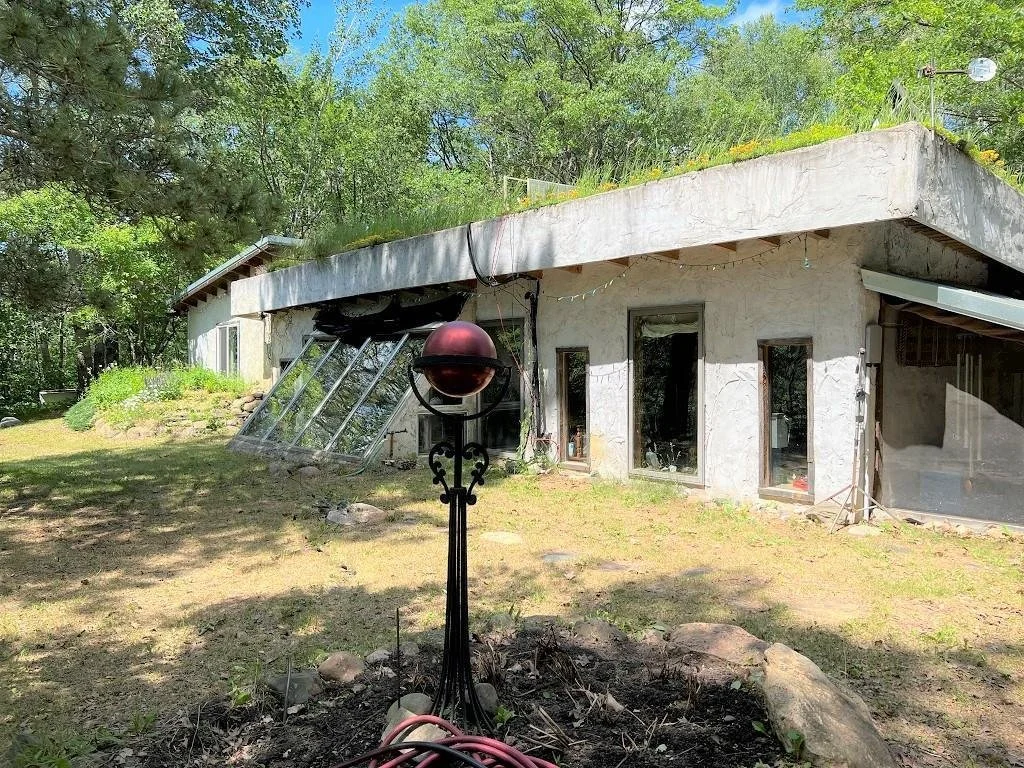 An Off Grid Earth Home on 40 Acres - $224,900