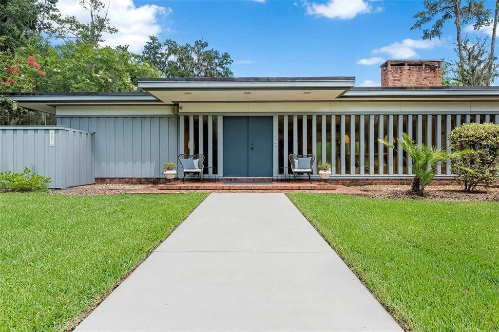 An Alfred Browning Parker Design in Gainesville, FL