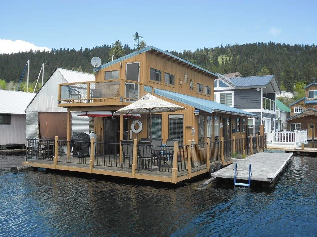 A Floating Home in Bayview, ID - $325,000