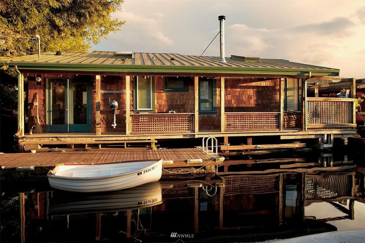 A Floating Home in Seattle - $1,399,000