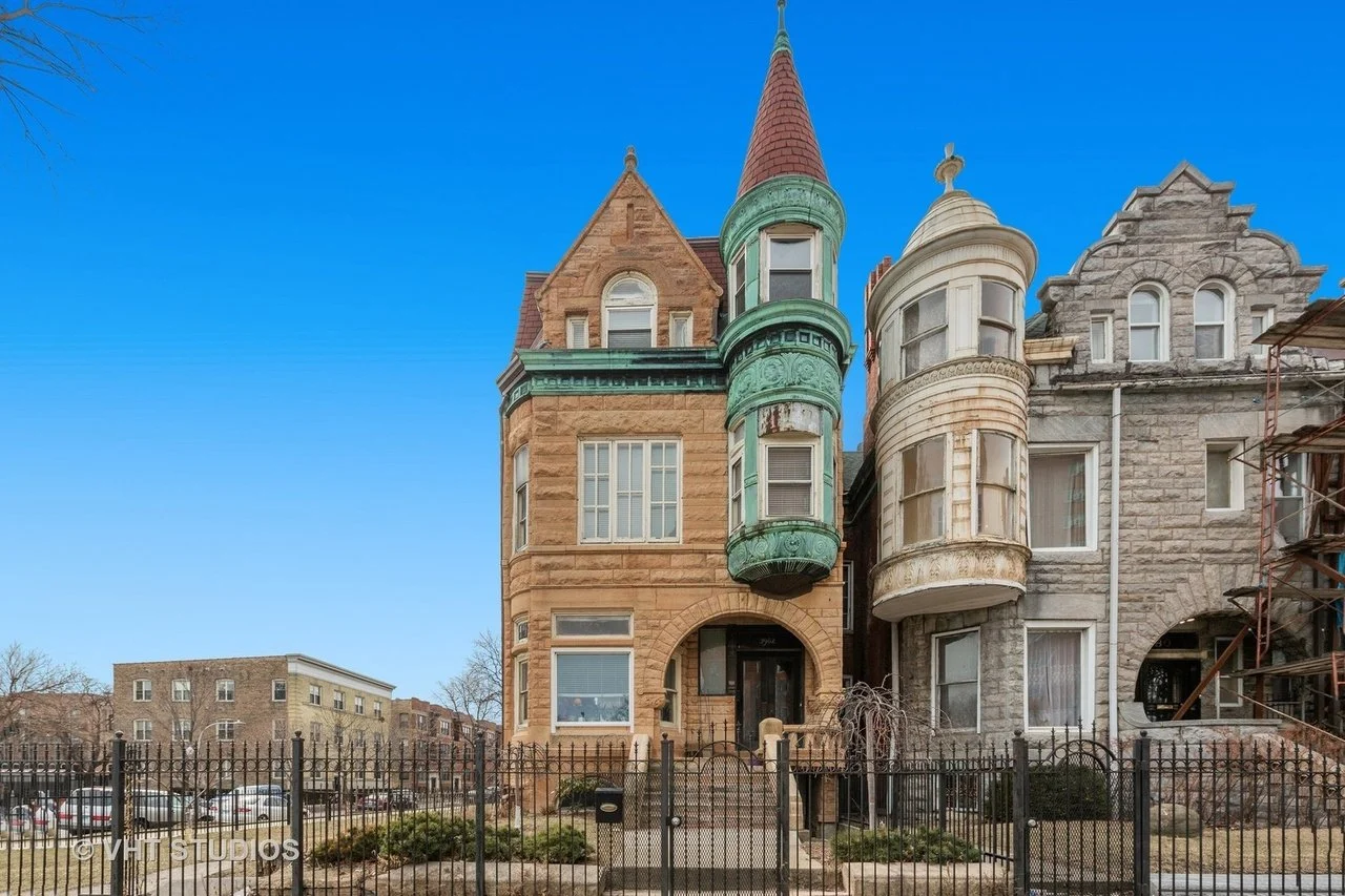 A Chicago Greystone - $749,500