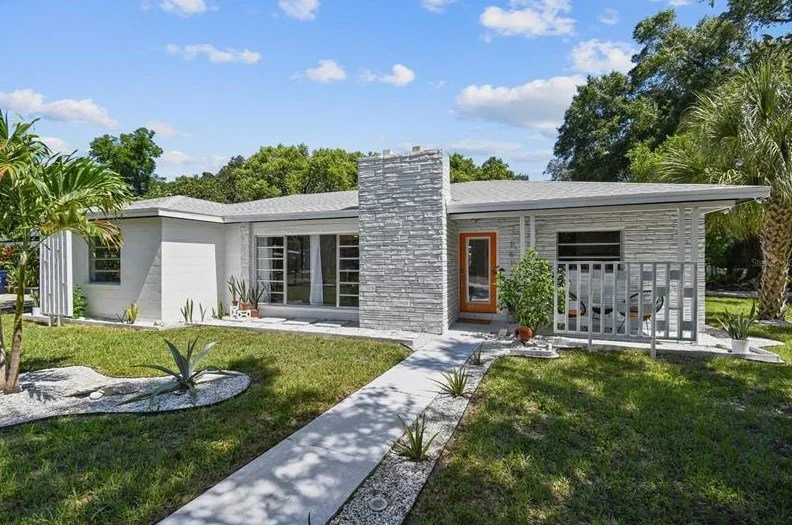 Swing Life Away in Tampa, FL - $595,000