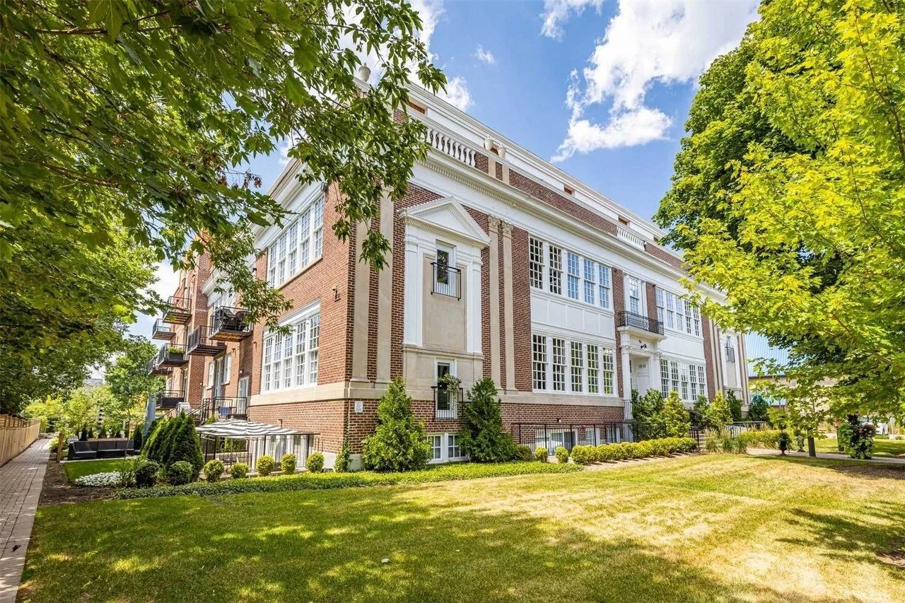 A Condo in a Former School in Aurora, ON - C$959,000