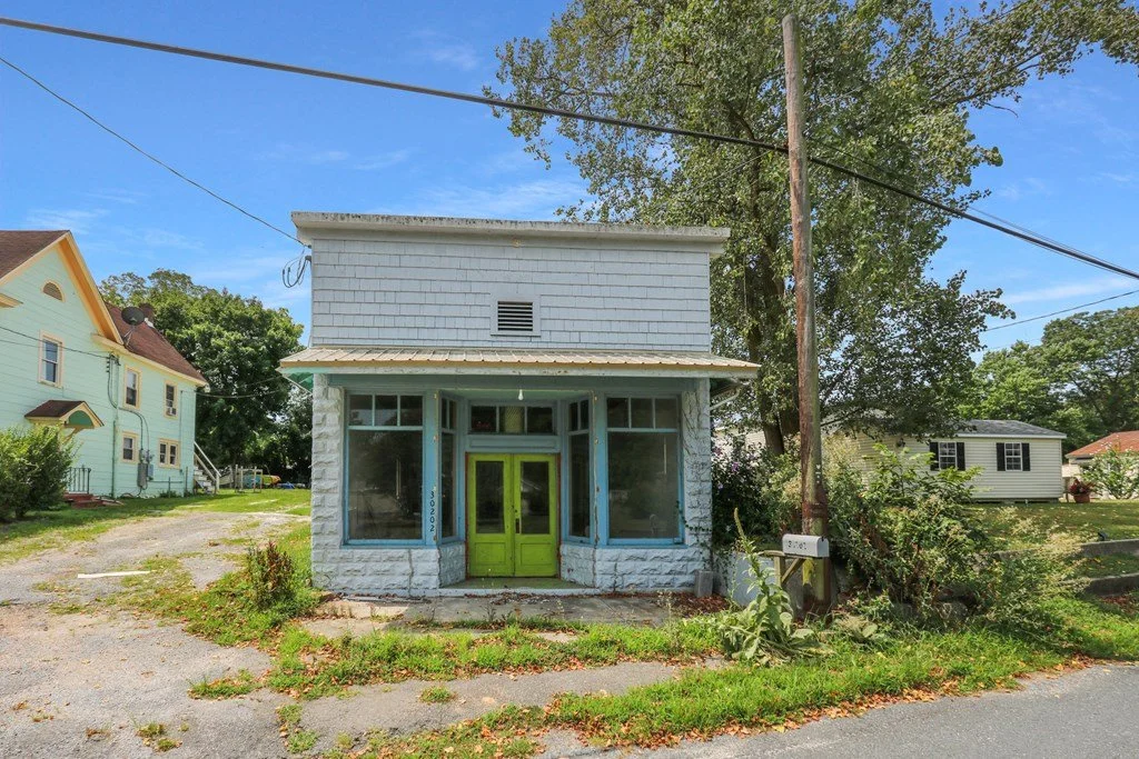 A 1920 Storefront in Temperanceville, VA - $114,750