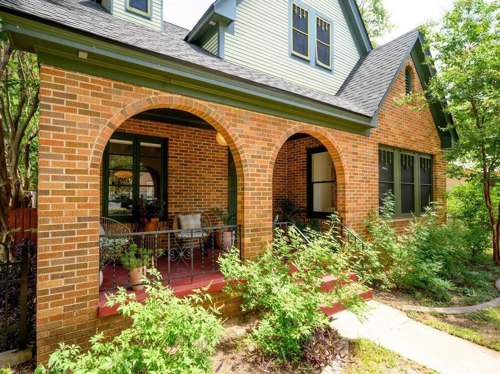 A 1938 Tudor in Austin - $1.2Mil