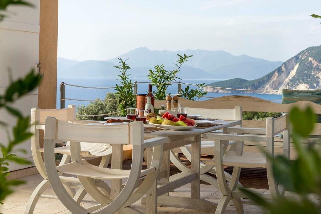 Beach Views in Greece - €300,000