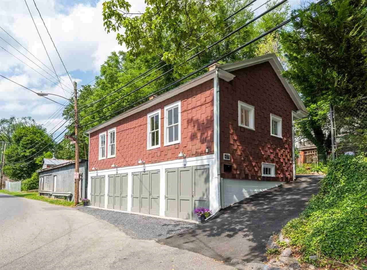 A Carriage House in Staunton, VA - $250,000