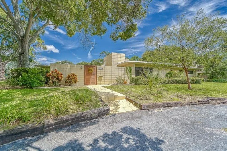 A MCM in St Pete - $750,000