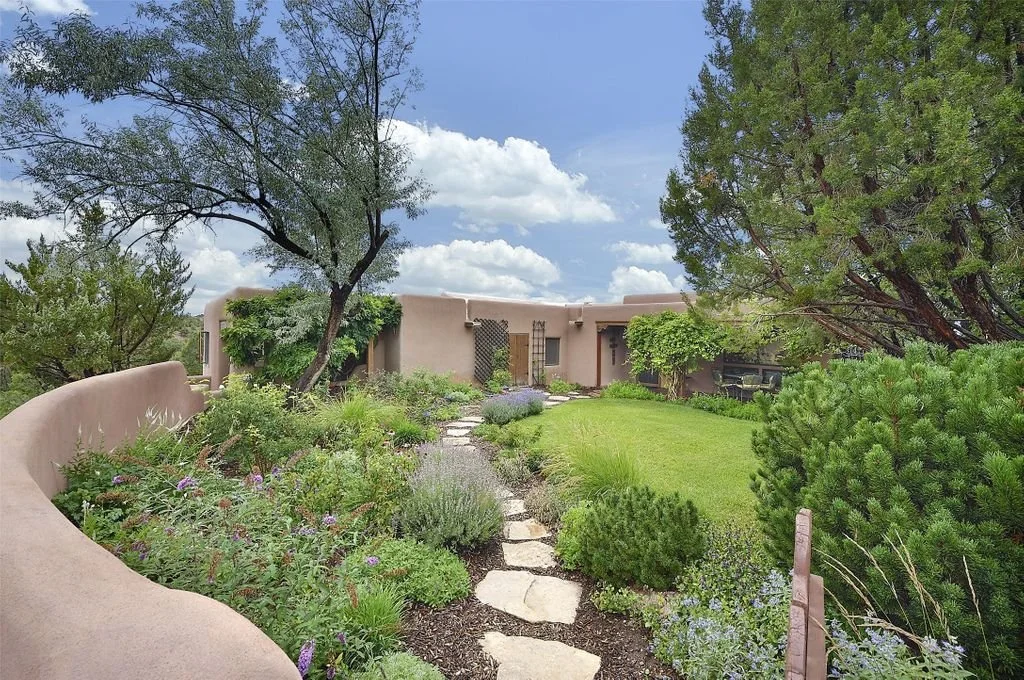 5 Acres in Santa Fe - $1,825,000