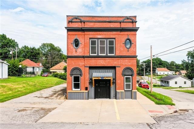 A Converted Firehouse in St Joseph, MO - $250,000