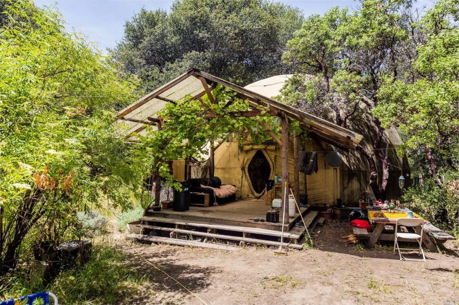 80 Acres in Willits, CA - $375,000