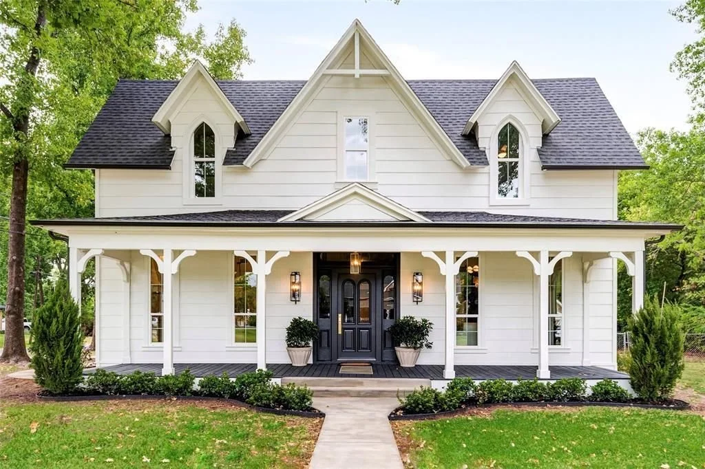 An Early 1900's Home in Pilot Point, TX - $549,900