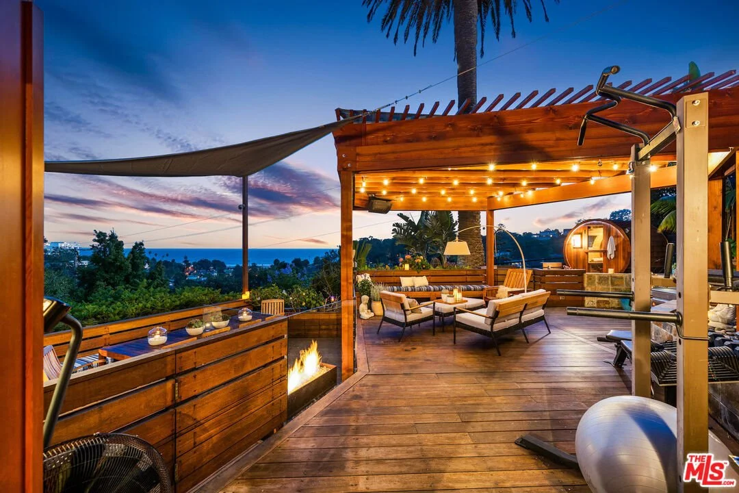 Boho Vibes in Santa Monica - $7,149,000