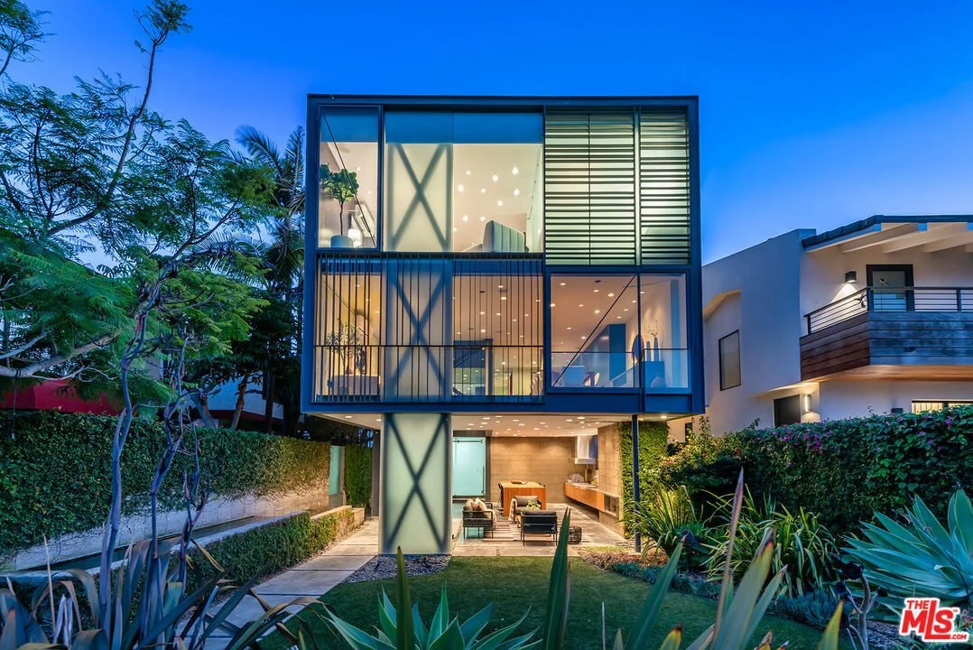 Glen Irani's Hover House 3 - $4,195,000