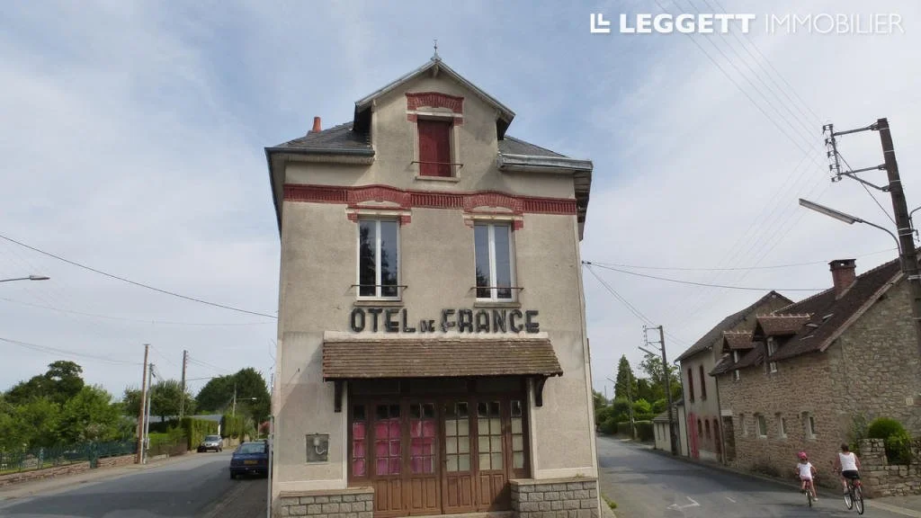 A Former Hotel in France - €88,000