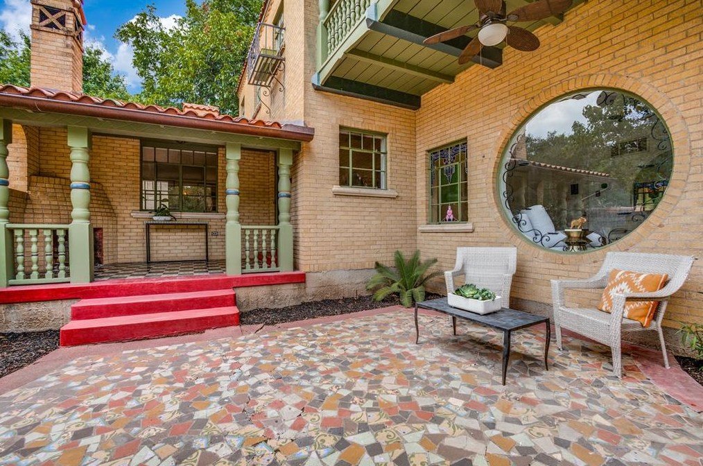 A Clifford D. Hutsell Home in Dallas - $1,649,000