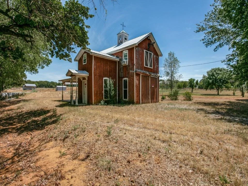 A Barn on Over an Acre in Aubrey, TX - $249,900