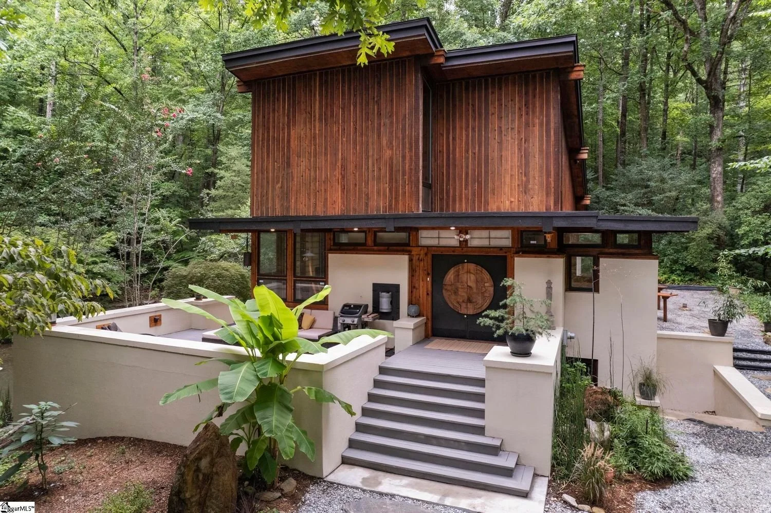 A William Garrison McCuen Design on Over 4 Acres