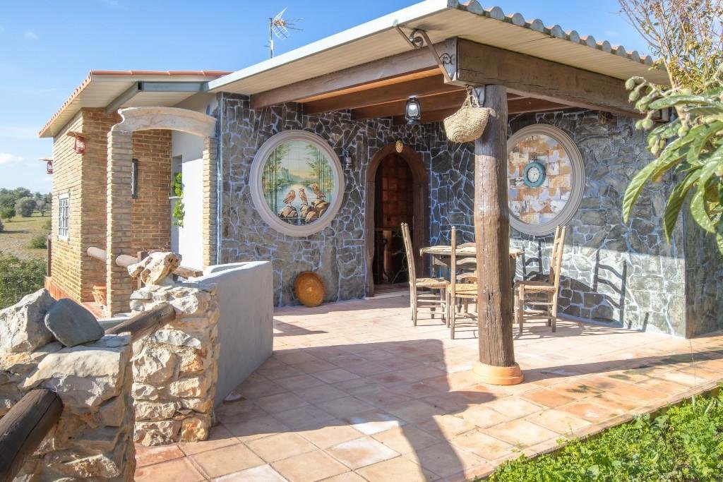 An Eclectic Home in Portugal - €225,000