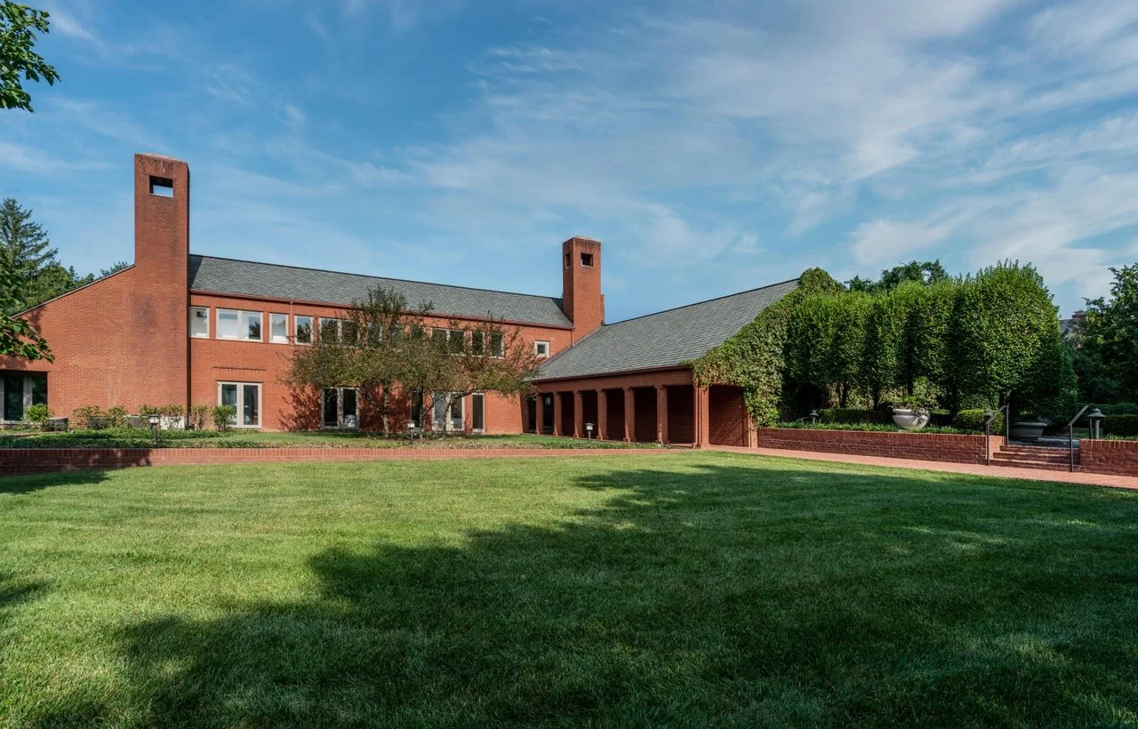 A Mansion in Lexington, KY - $2,999,900