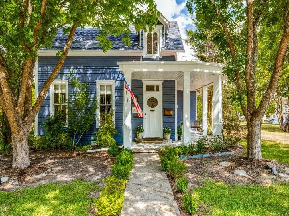 An 1890 Home &amp; ADU in Rockwall, TX - $499,000