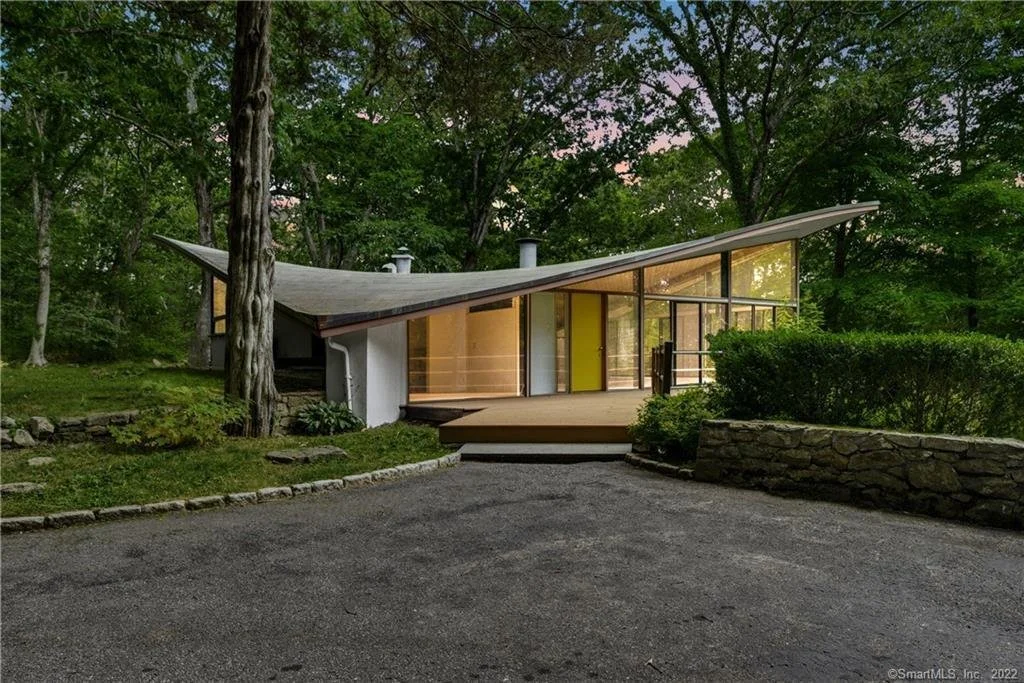 A James Evans Design Built in 1961 - $2.1Mil