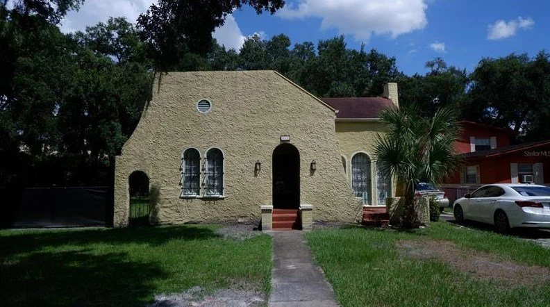 A 1925 Spanish Bungalow in Orlando - $254,400