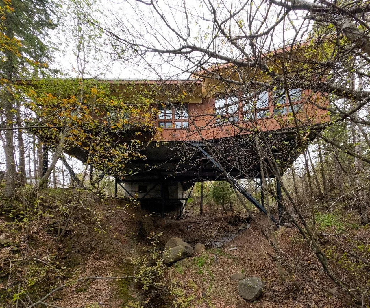 A 1959 MCM in Duluth, MN - $750,000