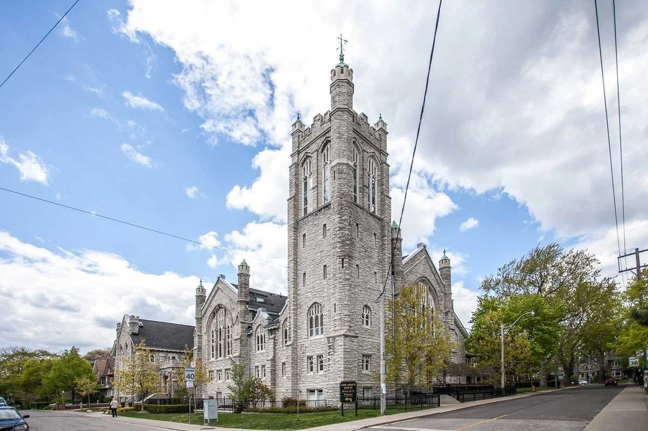 A Condo in a Former Church in Toronto - C$1.1Mil