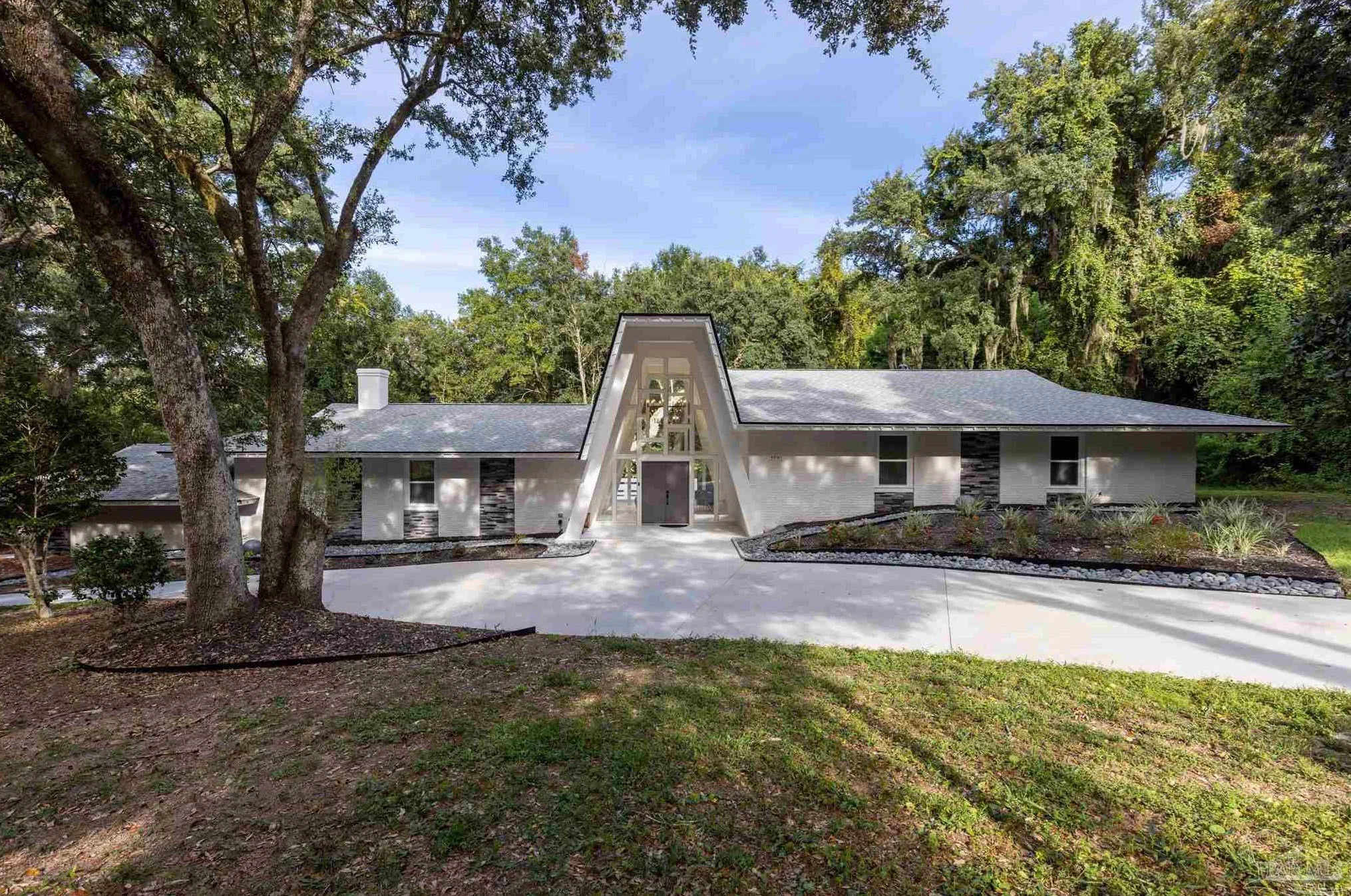 A Hugh J. Leith Design in Pensacola, FL - $895,000