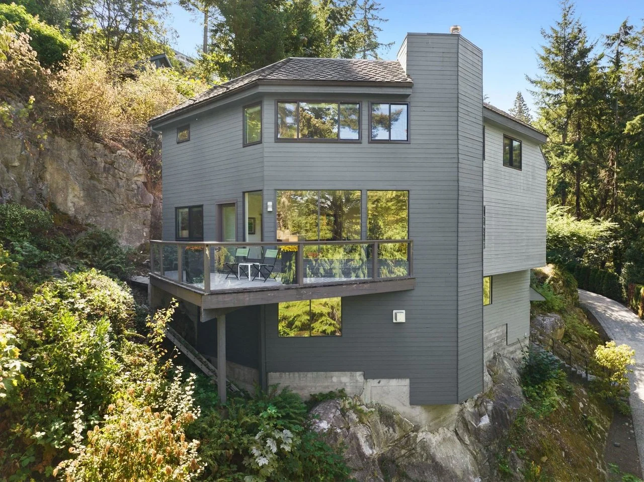 West Vancouver, BC - C$2,630,000