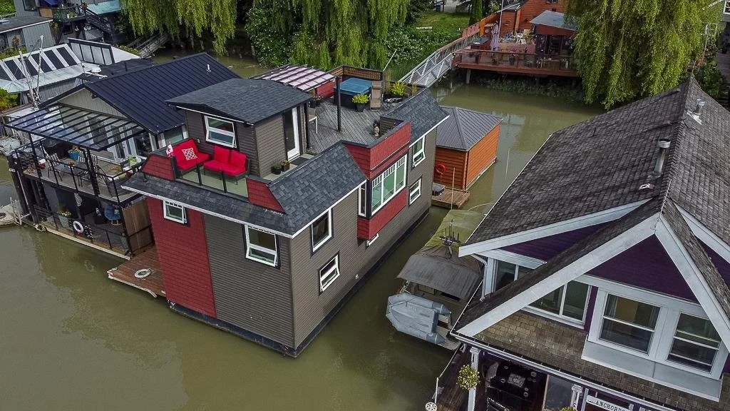 A Floating Home in BC - C$499,999