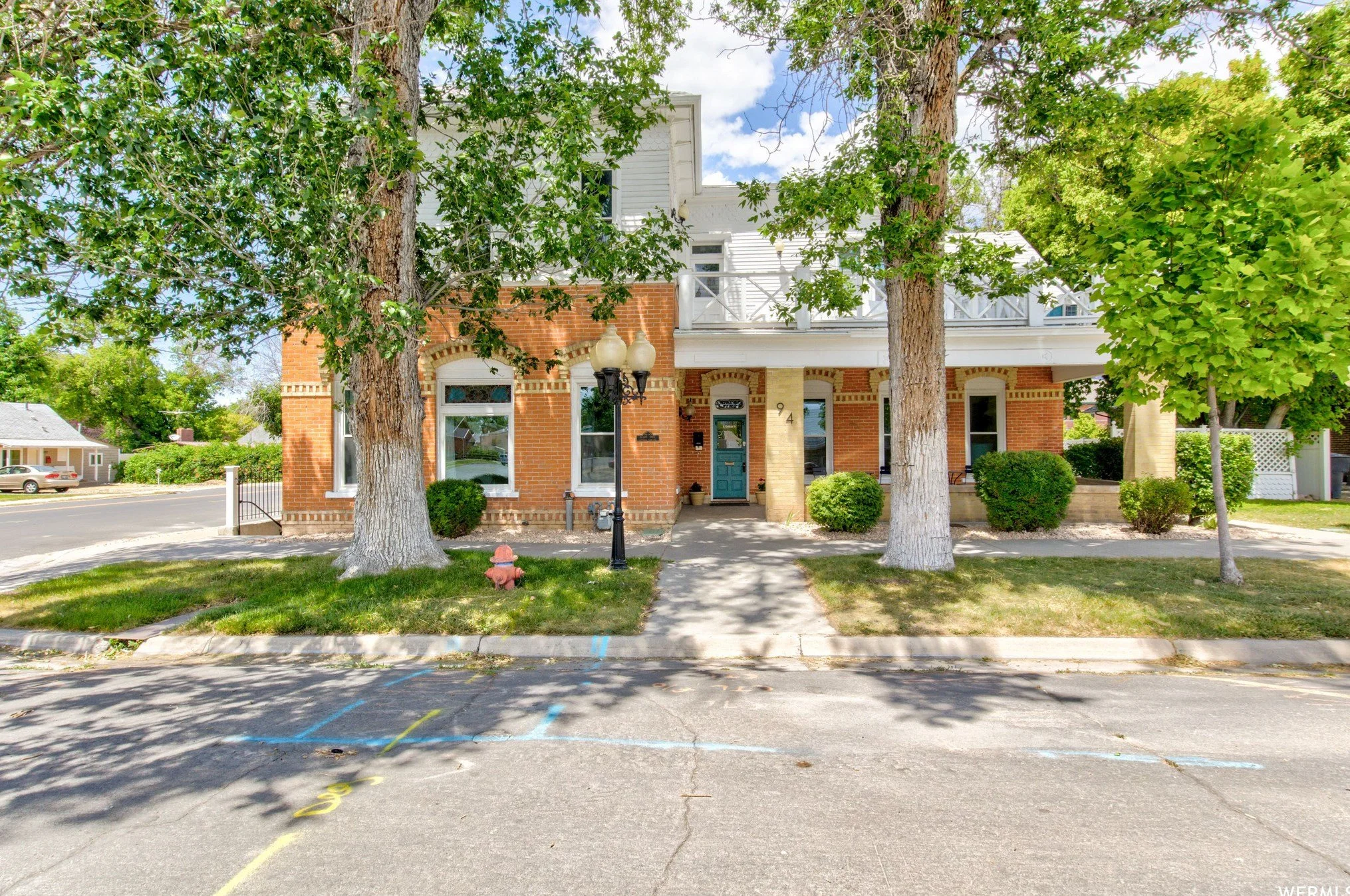 The 12 Unit Art City Inn - $1,875,000