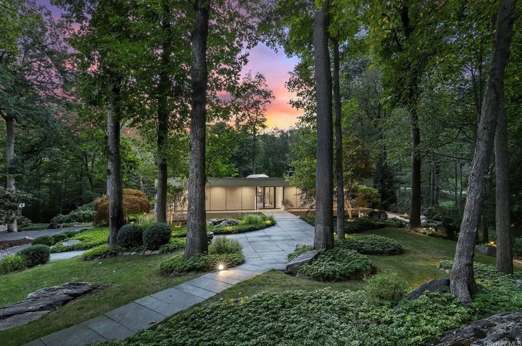 An Arthur Witthoefft Design in Armonk, NY - $4.2Mil
