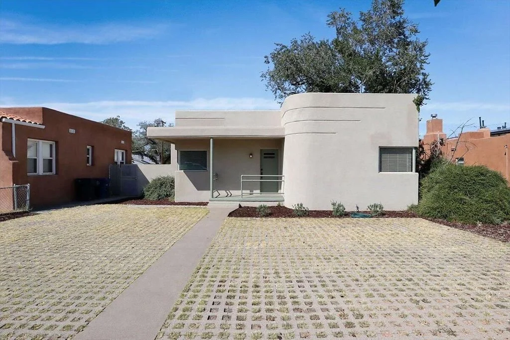A 1930s Art Deco Pueblo on a Double Lot - $330,000