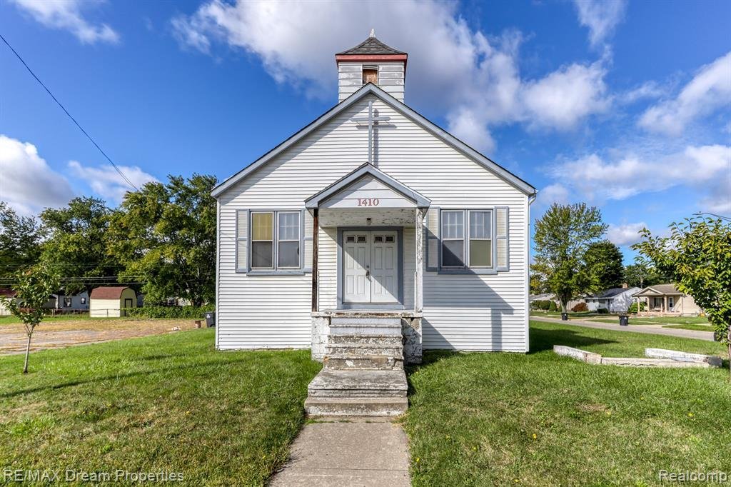 A Church in Westland, MI - $169,900