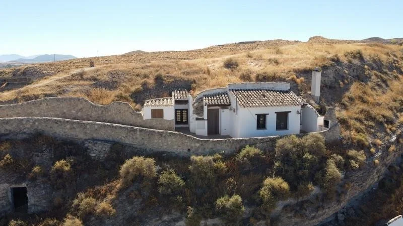 A Cave House in Spain - €84,000