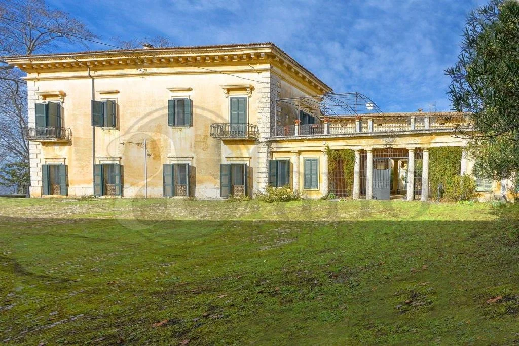 A Villa in Italy - €360,000