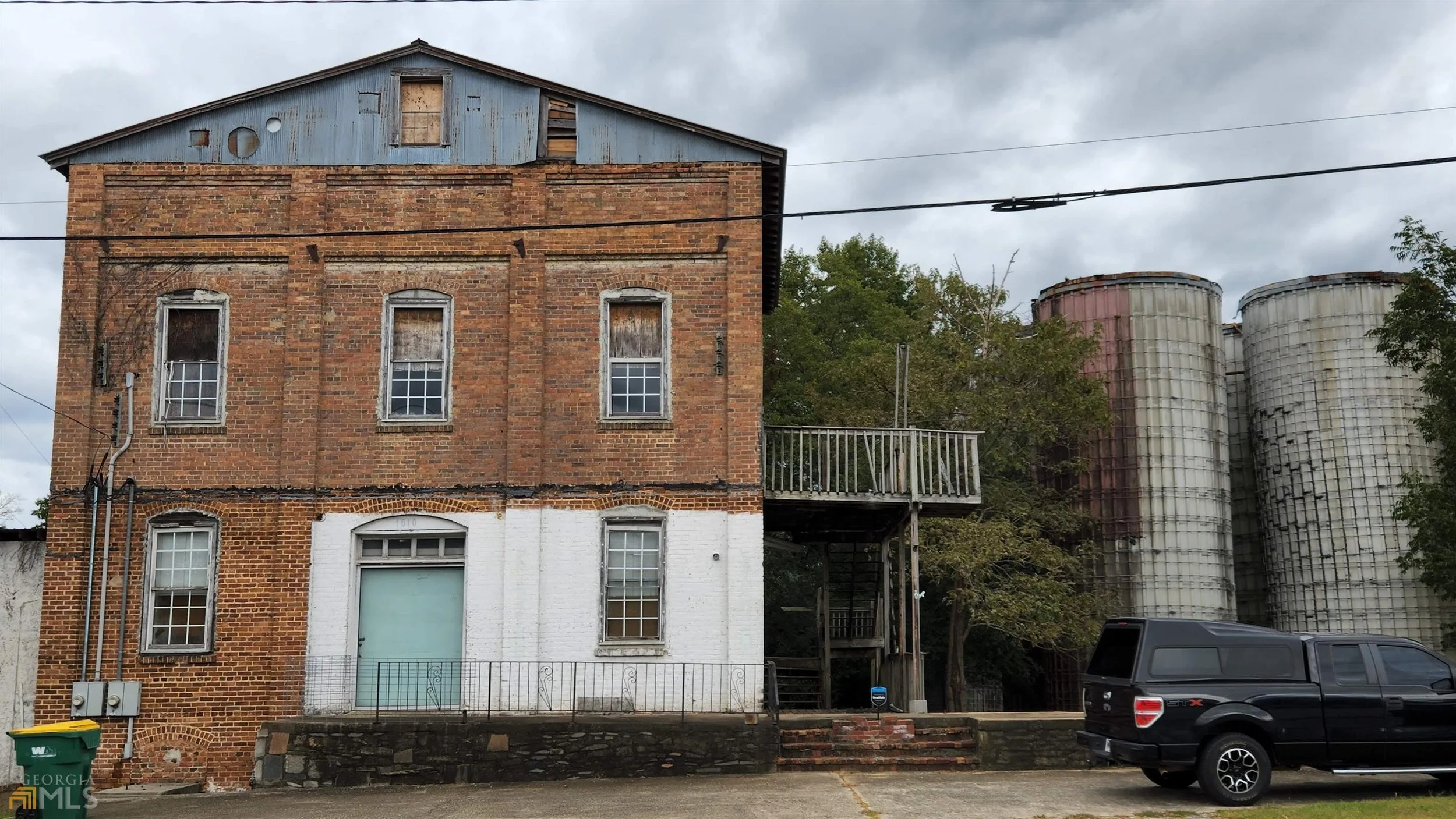 The Old Roller Mill in Lavonia, GA - $175,000
