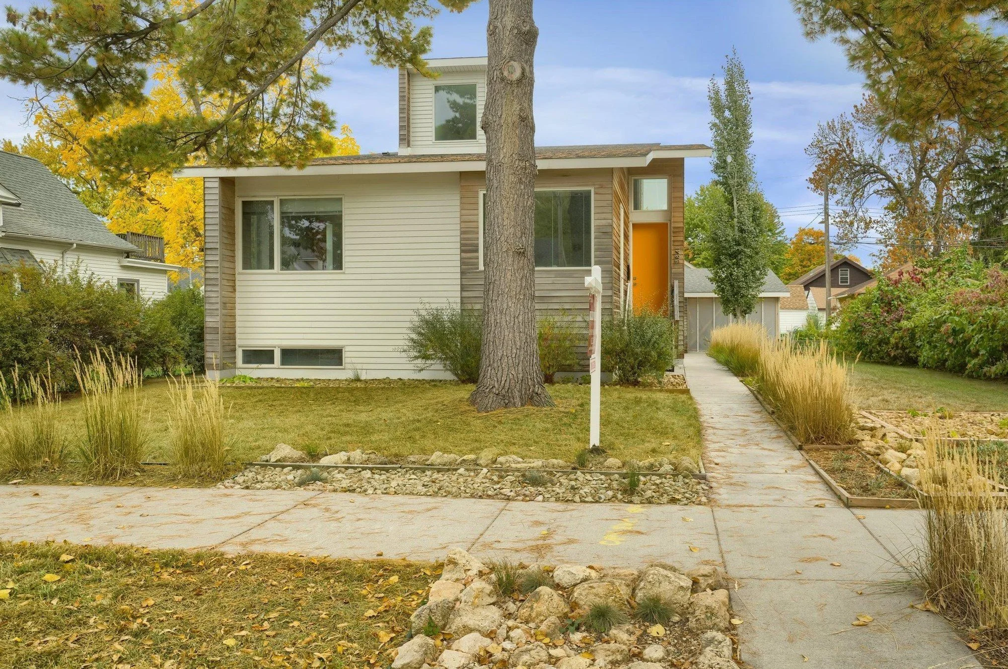 Minneapolis, MN - $467,000