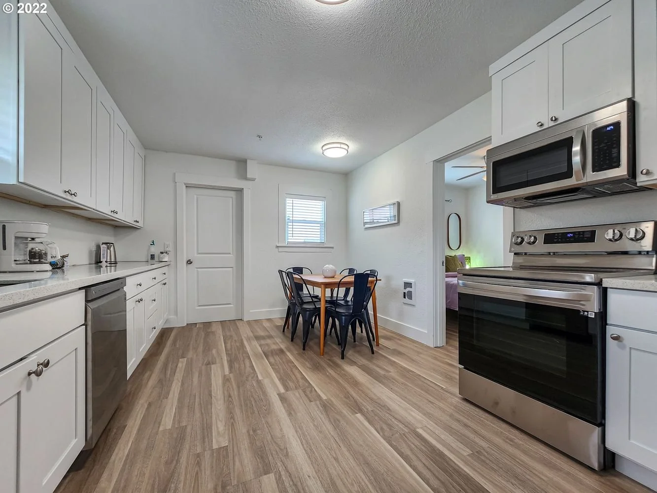 77.jpg