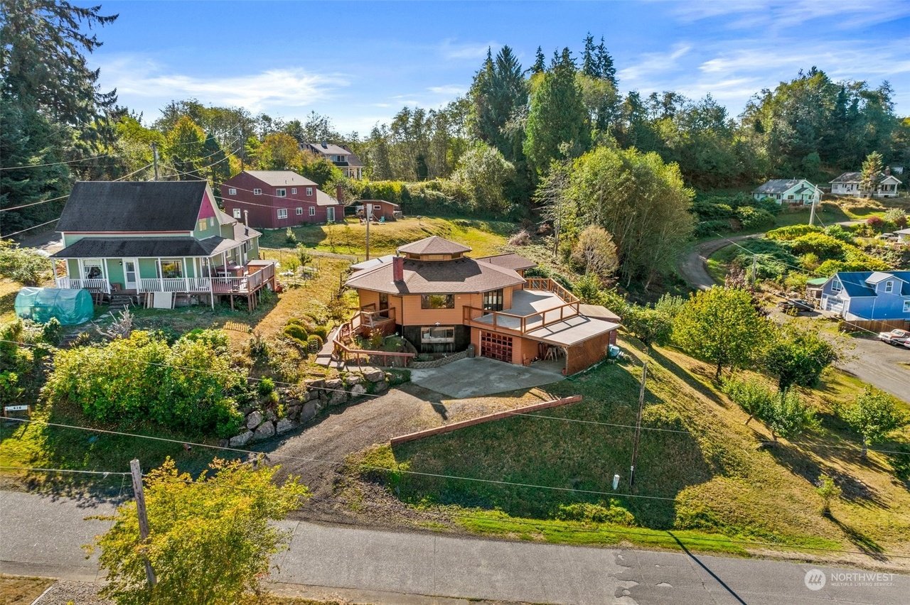 River Views in South Bend, WA - $399,000
