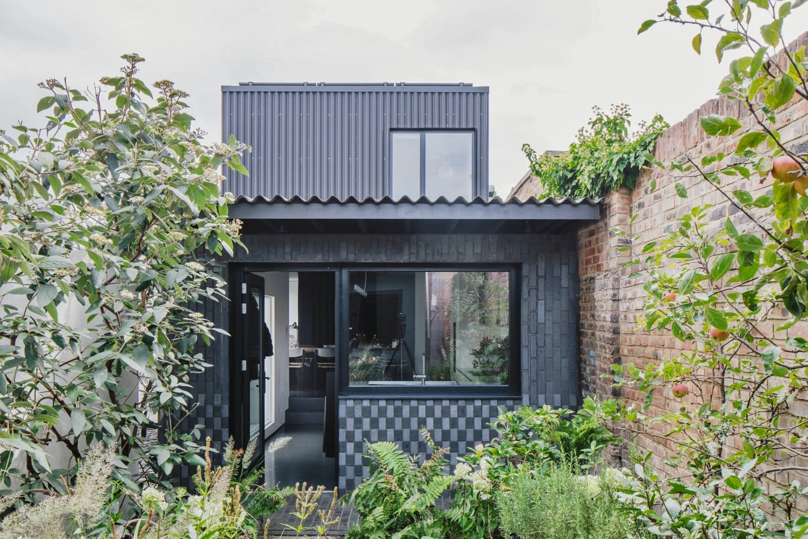 A Dallas-Pierce-Quintero Design in London - £795,000