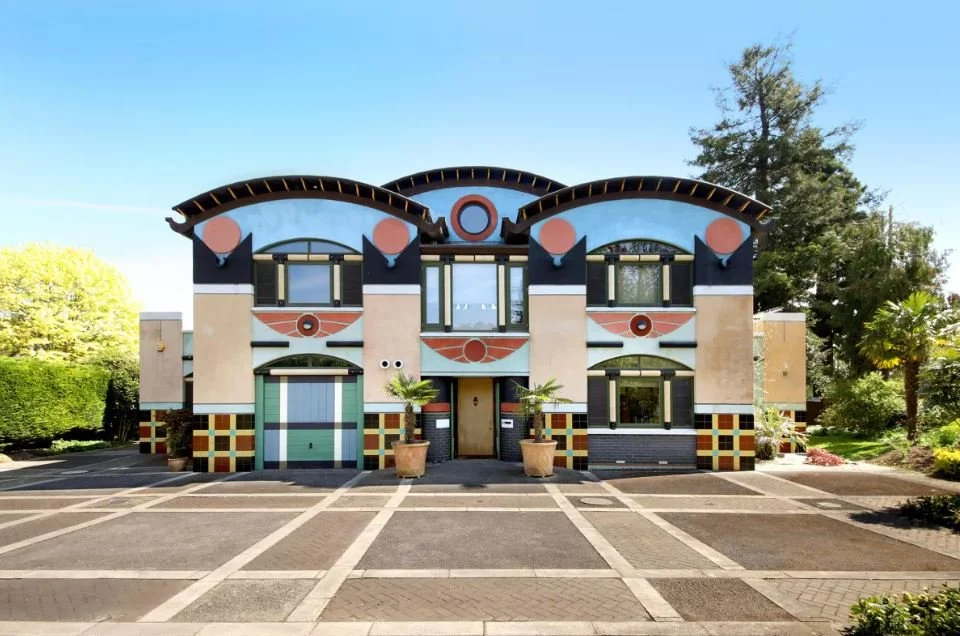 A John Outram Design in England -  £2,500,000