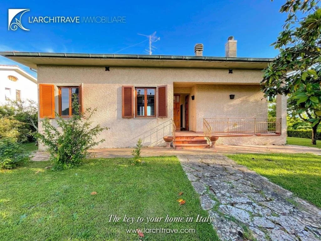 Hillside in Italy - €200,000
