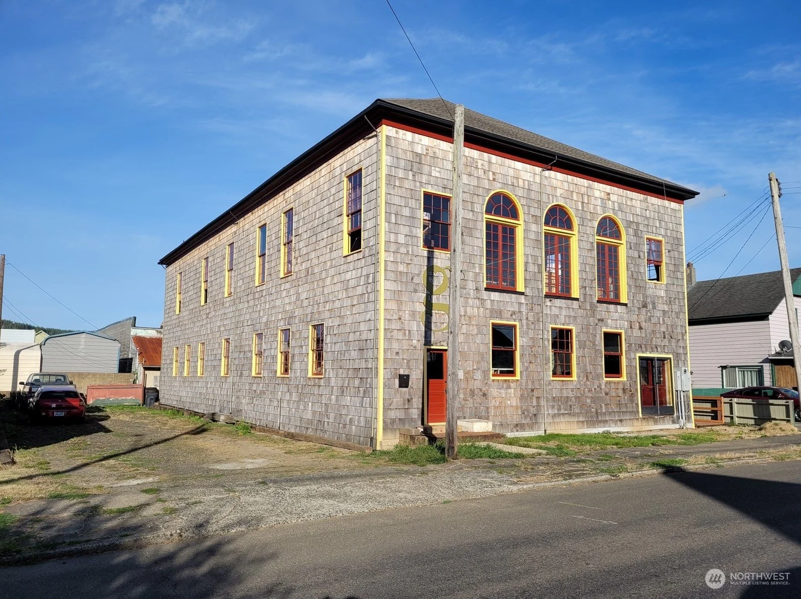 A Fixer Upper in Hoquiam, WA - $599,000