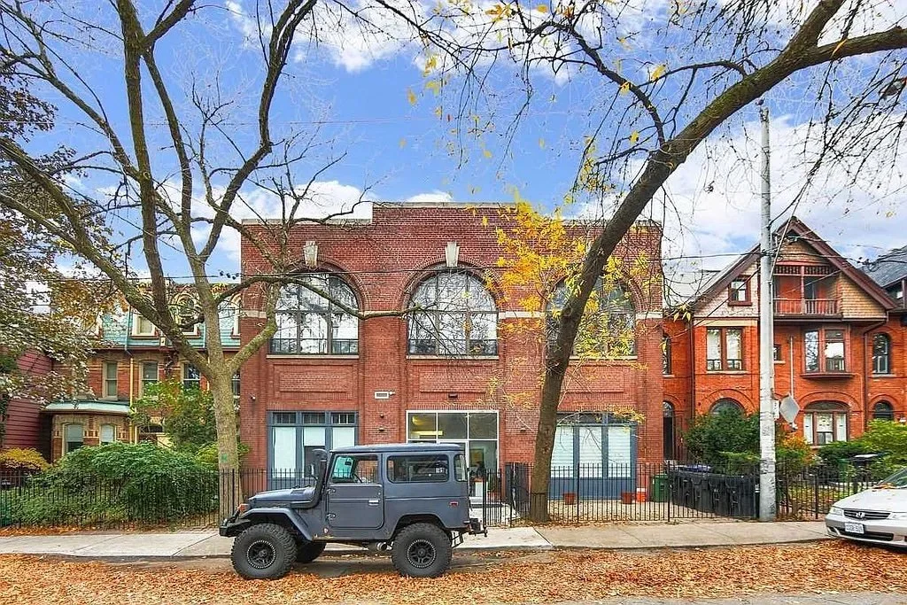 A Condo in Toronto - C$1,495,000